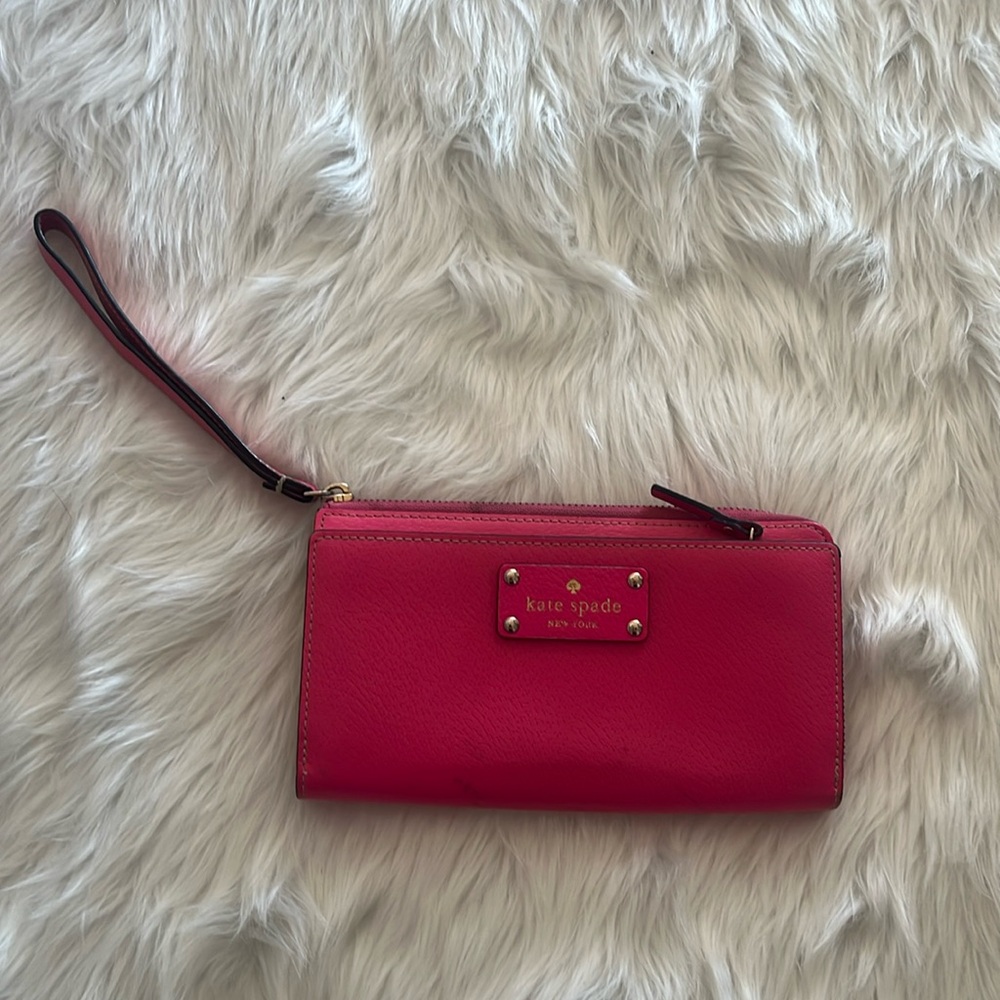 Kate Spade wallet wristlet pink